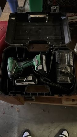 Metabo HPT 18V Cordless Impact Driver Kit