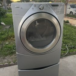 Whirlpool Duet  Steam Gas Dryer 