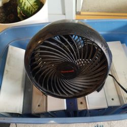 Honeywell Desk Fan