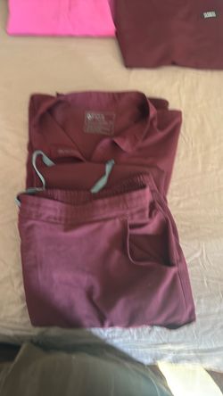 Figs Scrubs 2x set