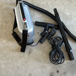 Hoover Small Vacuum