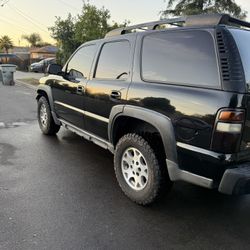 2004 Chevy Tahoe Z71