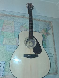 Yamaha acoustic guitar