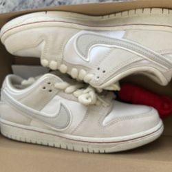NEW* Nike dunks ‘City of Love Collection’ - Light bone 