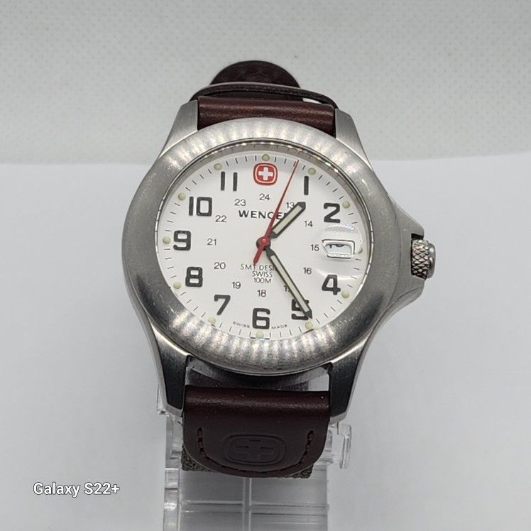 Wenger Swiss-Made Military Watch SMT Design 100m Water Resistant With Nylon Band