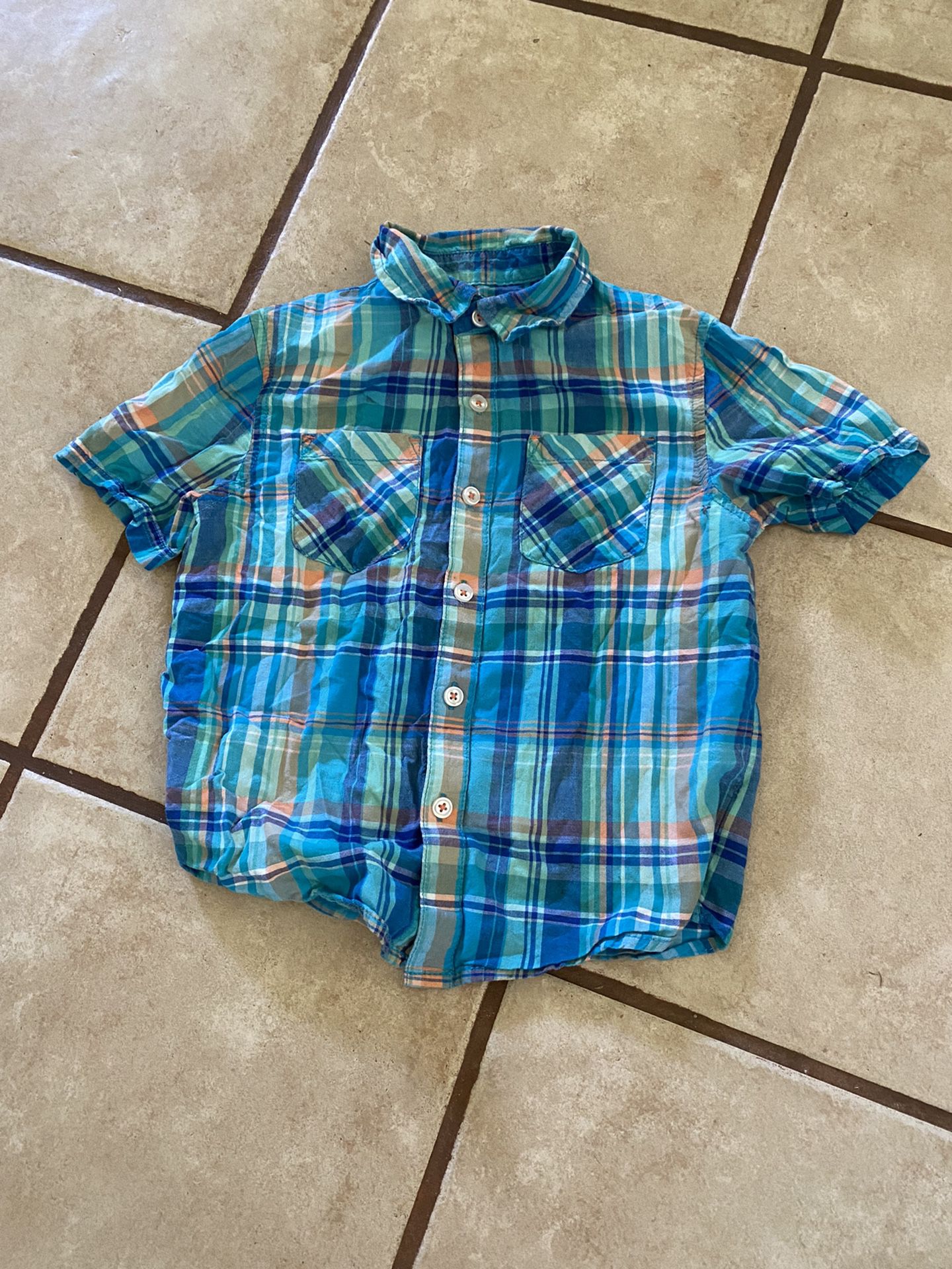 Toddler Boys Plaid SS Button Front Shirt Size 5T Cherokee 