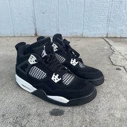 Jordan 4 White Thunders