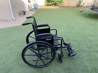 Drive Medical Silver-sport 2 Wheelchair