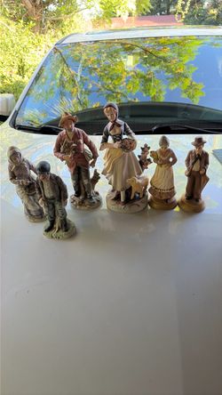 Set of 6 Vintage Porcelain Figurines