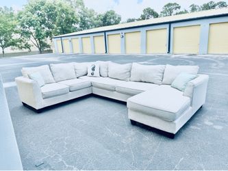Luxurious Upscale Robb & Stucky Contemporary Coastal Sectional Sofa
