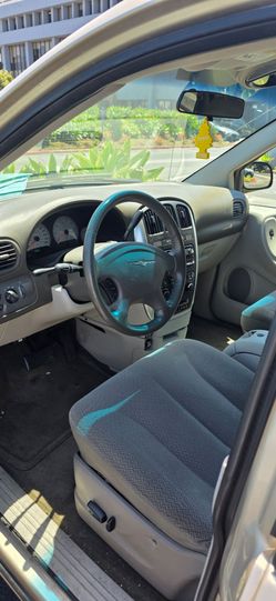 2006 Chrysler Town & Country