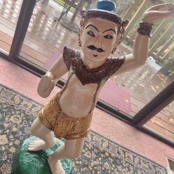 Wooden Garden Figurine & Frontdoor Naom 