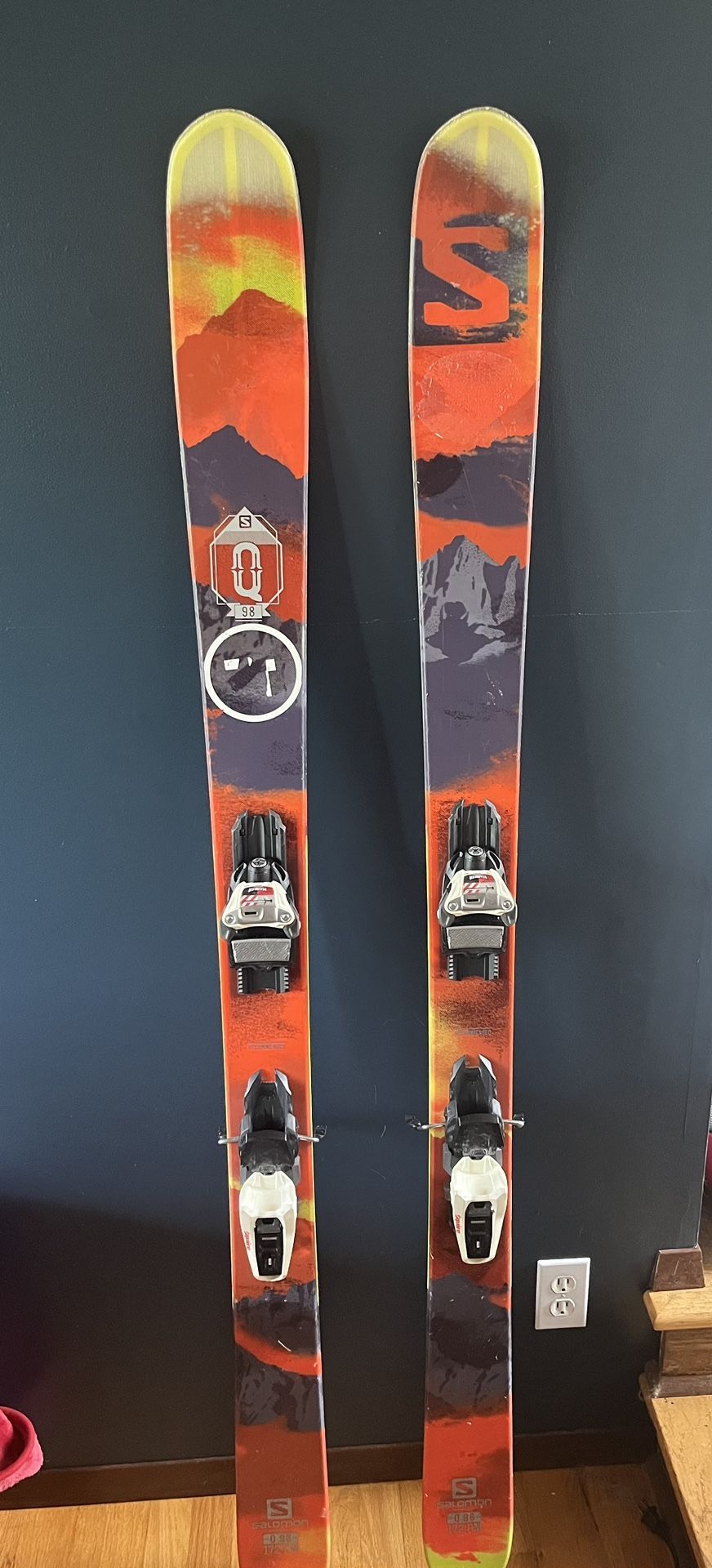 Salomon QST 98 Skis (172cm) w/ Salomon Warden 11 Bindings