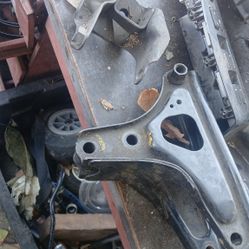  Civic 99 T bracket and transmission bracket