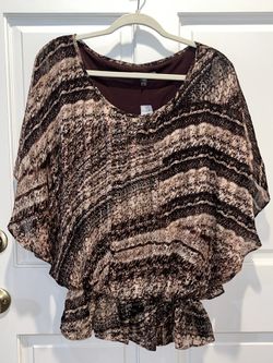 NEW-women’s Plus Size 2X Blouse is New from Dress Barn - Retail $42