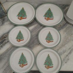 Anchor Hocking Christmas Tree Holiday Magic Plates