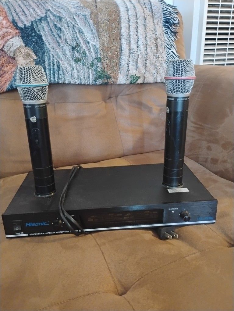 Wireless Microphones