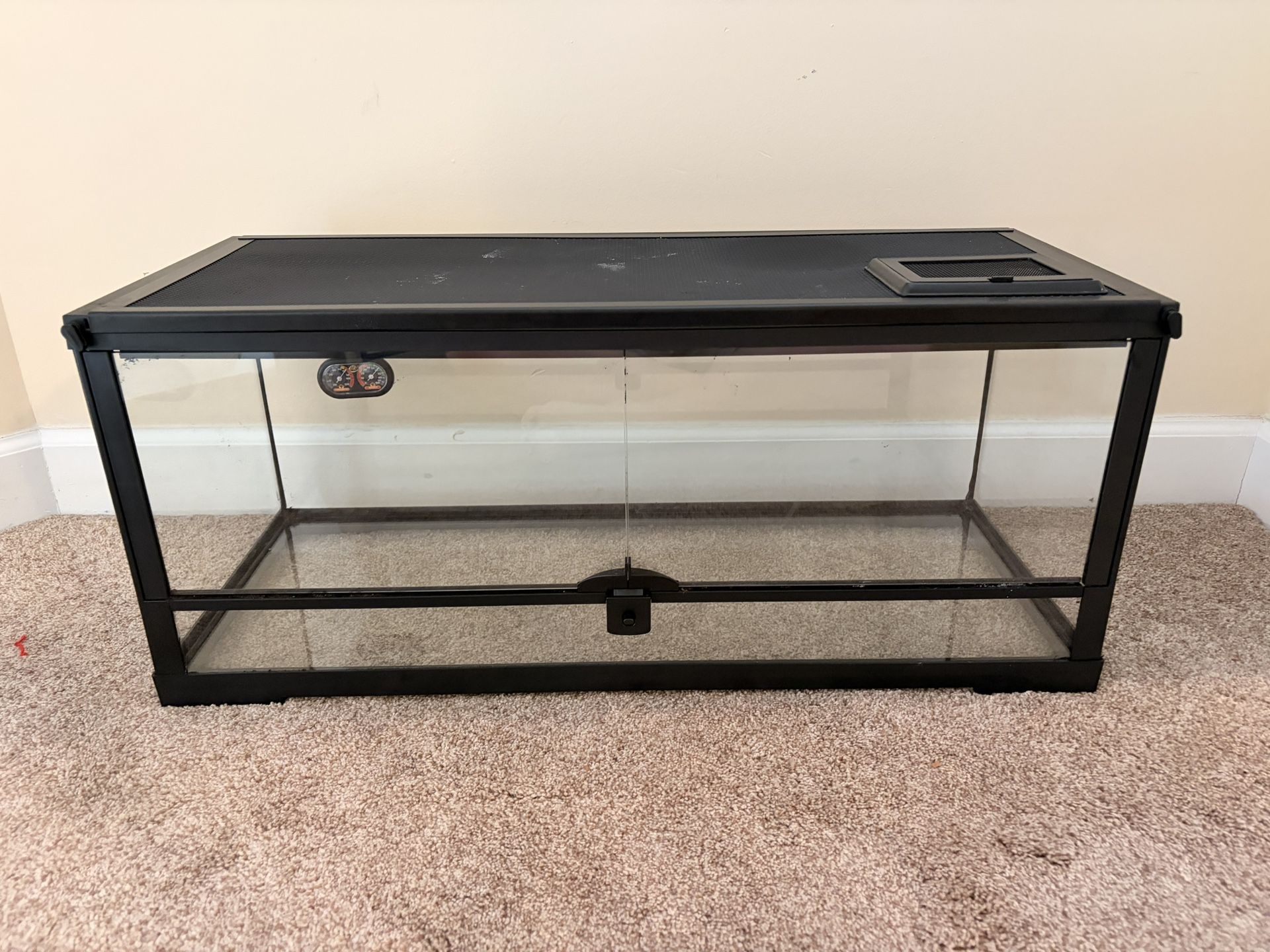 Thrive Desert Essentials 20-gallon Glass Terrarium