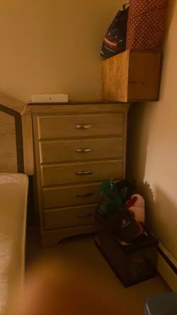 Full size bedroom set