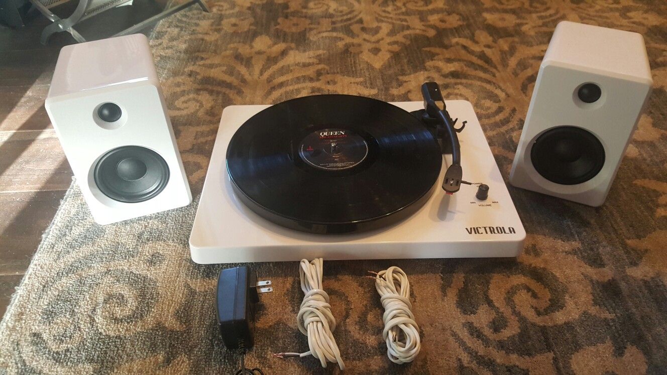 Victrola Modern 3-Speed Bluetooth Turntable with 50 Watt Speakers, White Piano Finish