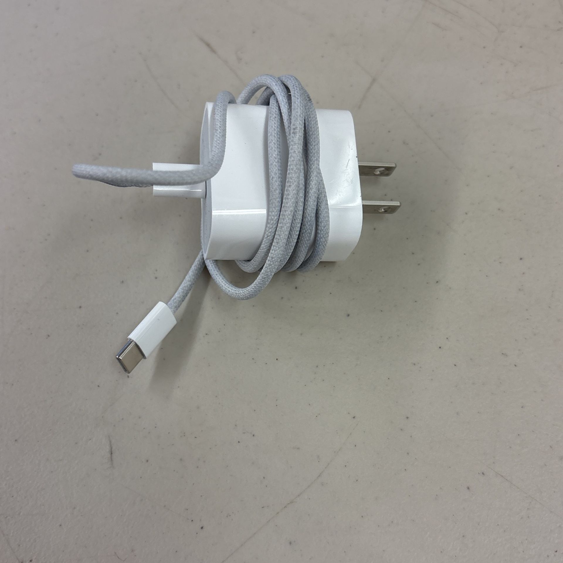 Brand New USB C To USB C Charger Port And Cable