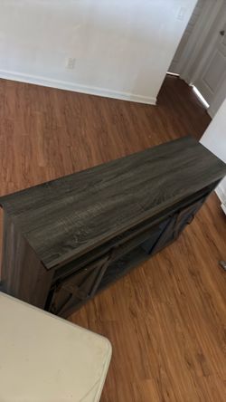 tv stand YES ITS AVAILABLE