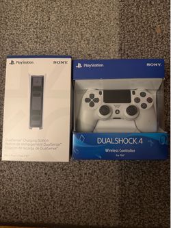 Brand new PlayStation 4 DualShock controller & Ps5 Dual Charging Station