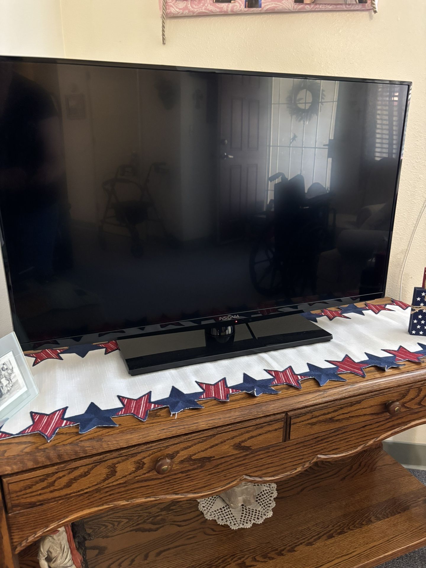 TV Insignia 40inch