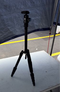 Sirui Carbon Fiber tripod