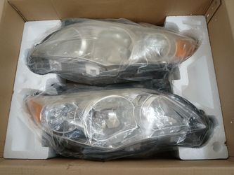 2011 to 2013 Toyota Corolla Headlights