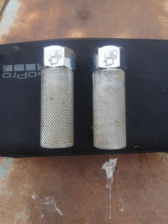 GT Front Pegs $25