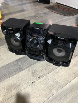 Samsung MX-J630  Bluetooth 2.0 Channel 230 Watt Wired Audio Giga System