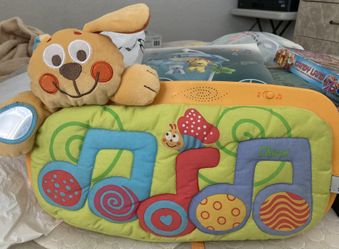 Kick And Play Piano Crib 