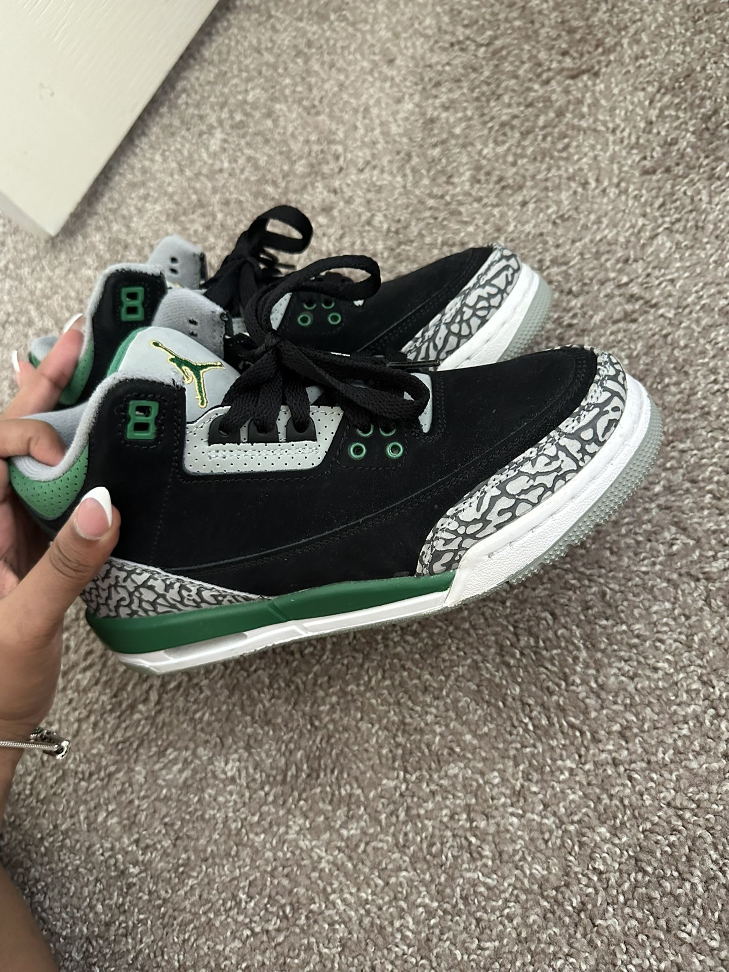 Pine Green Jordan 3s