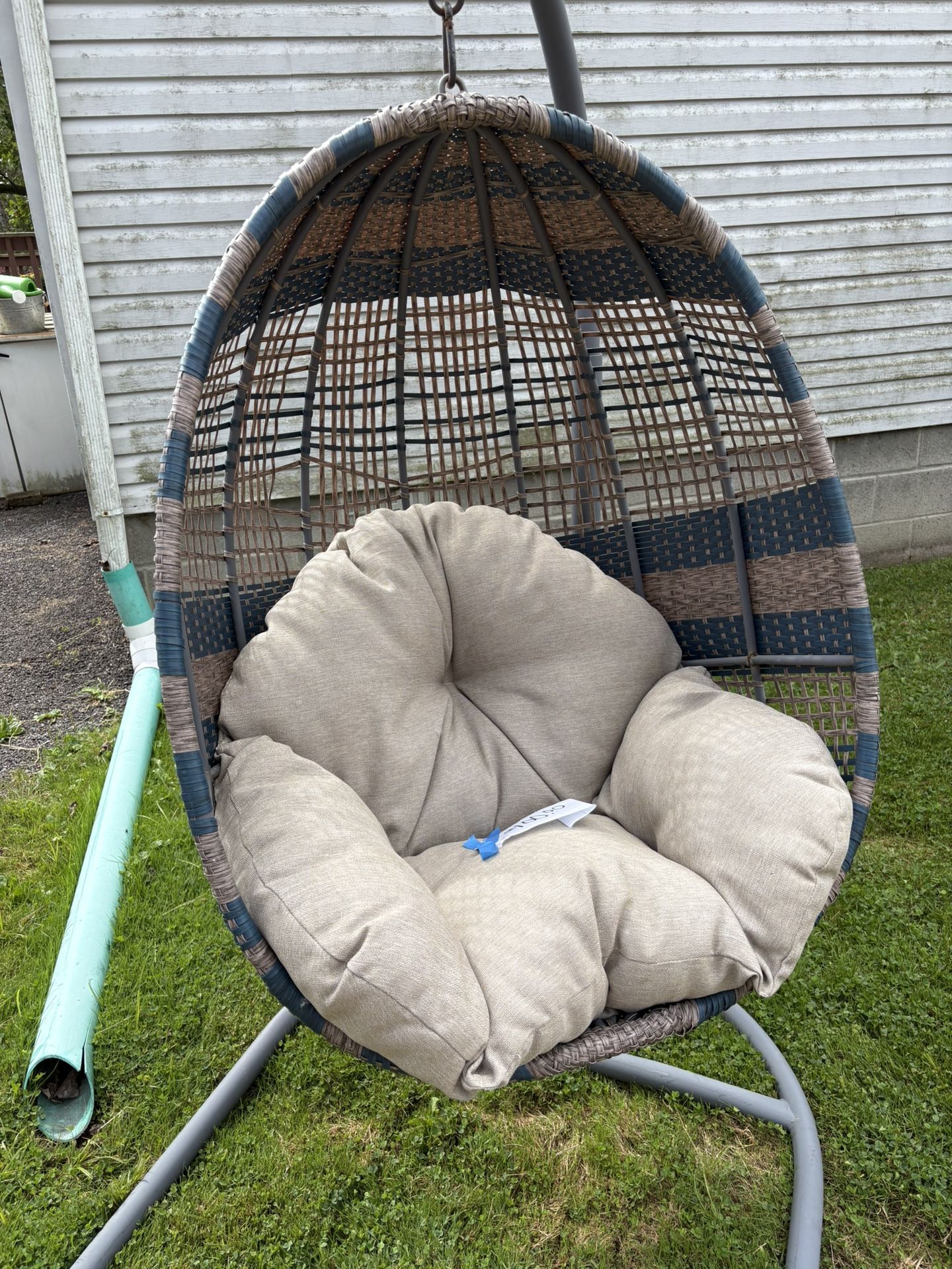 Egg Swing