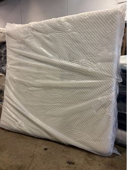 KING MÁTTRESS TEMPURPEDIC