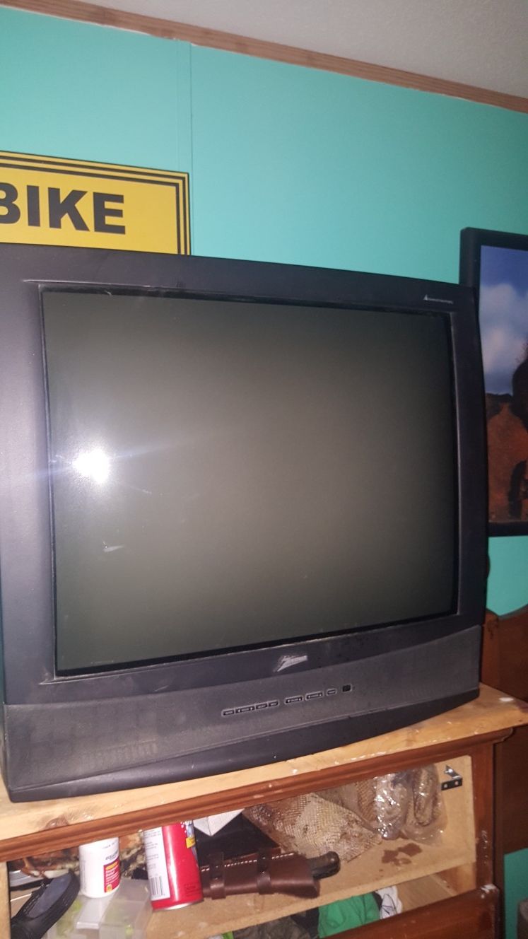 Vintage Zenith All Channel TV for Sale in Las Vegas, NV - OfferUp