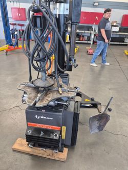 Tire Changer