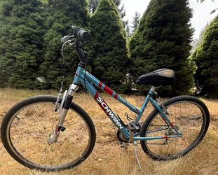 Girls bike