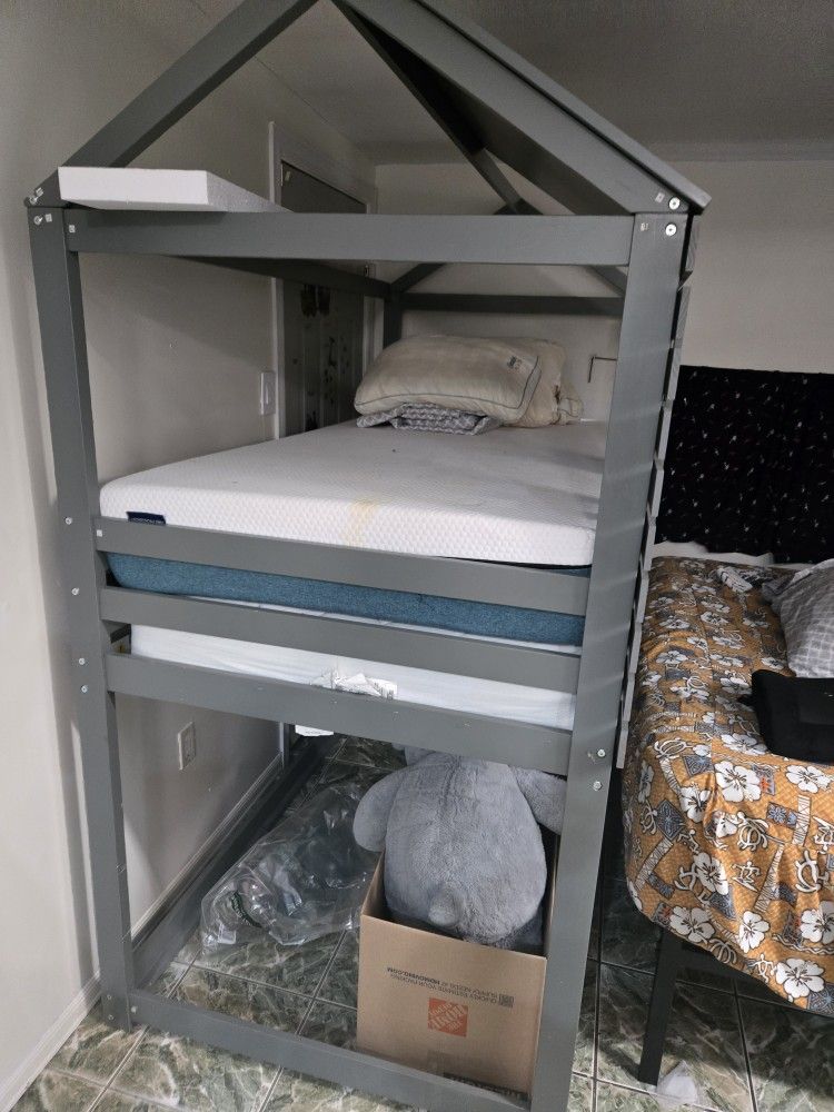 Bunk Bed