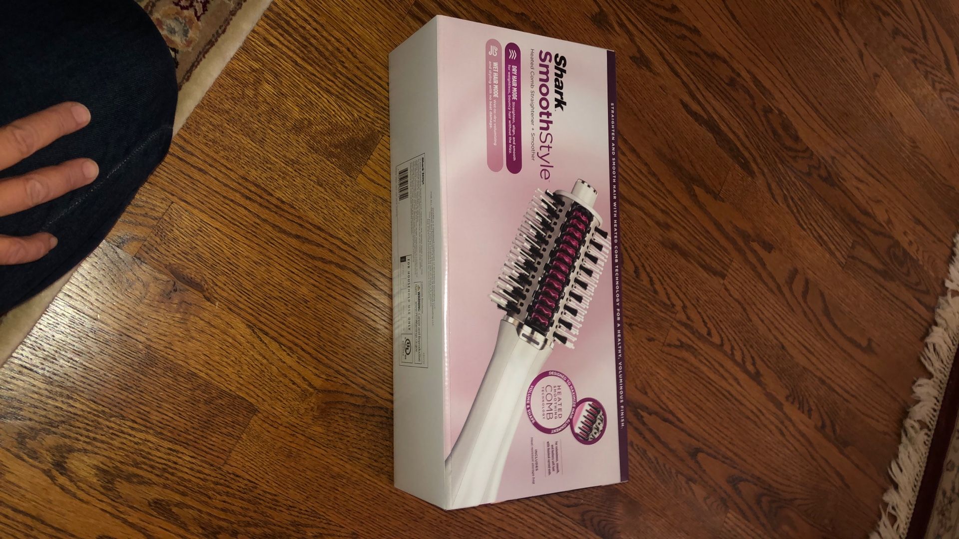 Shark Smooth Style New In Box Heated Comb Straightener 