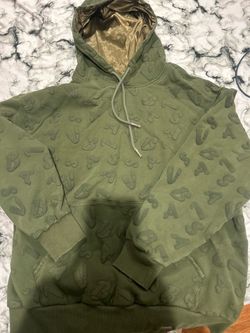 Valabasa outfit too and bottom size large men. 100$