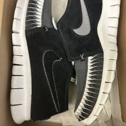 Nike Free Forward MOC 2 