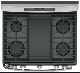 Stainless Steel Gas Range with Griddle