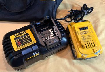 6.0 Amps Genuine DeWalt Battery Charger & 3.0 AH Battery Both in Good Condition
