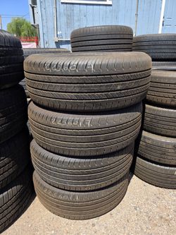 225/60/17 llantas