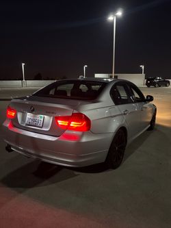 BMW 328i Sedan Silver