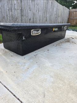 Northern Tool Crossover Toolbox