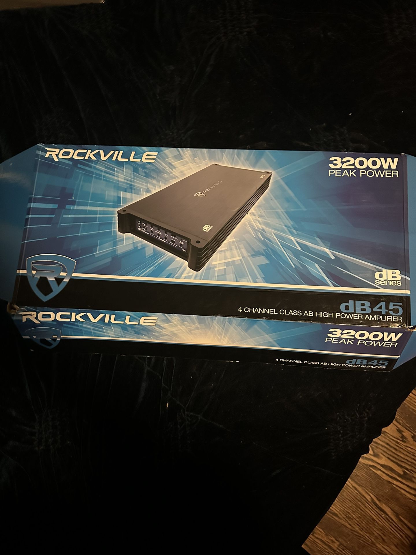 Rockville 3200w Peak Power 4 Channel Amplifier 