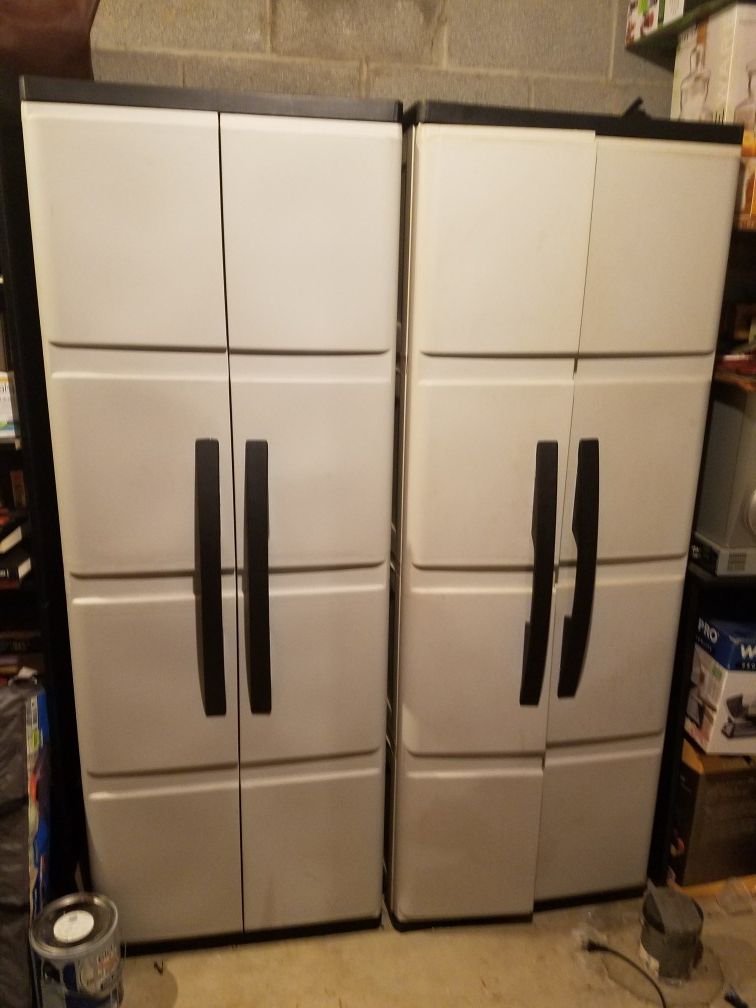 Rubbermaid closets